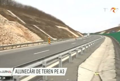 Restricții pe autostradă, în apropiere de Cluj-Napoca, după o alunecare de teren. Nu este prima surpare pe tronsonul Gilău-Nădășelu