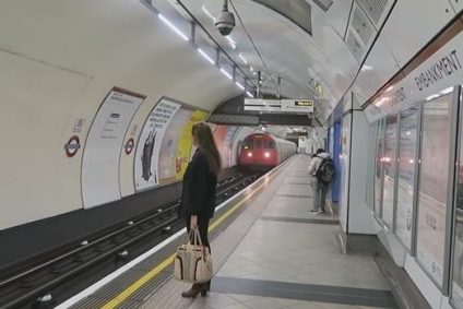 Metrorex introduce card propriu contactless pentru abonamentul săptămânal, lunar sau anual