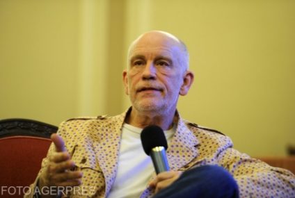 John Malkovich îl va interpreta pe legendarul dirijor Sergiu Celibidache în pelicula „The Yellow Tie”