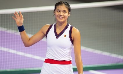 Emma Răducanu a obținut la Cluj prima victorie WTA din carieră și prima după titlul de la US Open. „Înseamnă foarte mult pentru mine să pot juca în ţara tatălui meu”