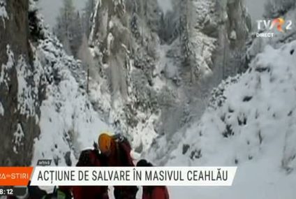 Familie cu un copil de 8 luni, salvată din viscol, de pe un traseu din Ceahlău