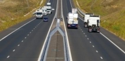 Lege promulgată: 120 km/h, limita maximă de viteză pe drumurile expres în afara localităţilor