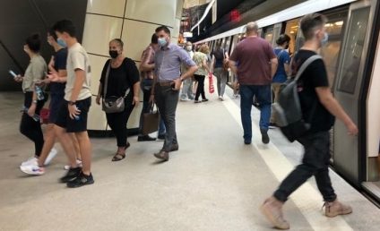 Metrorex instalează terminale contactless la automatele de vândut cartele din staţiile de metrou