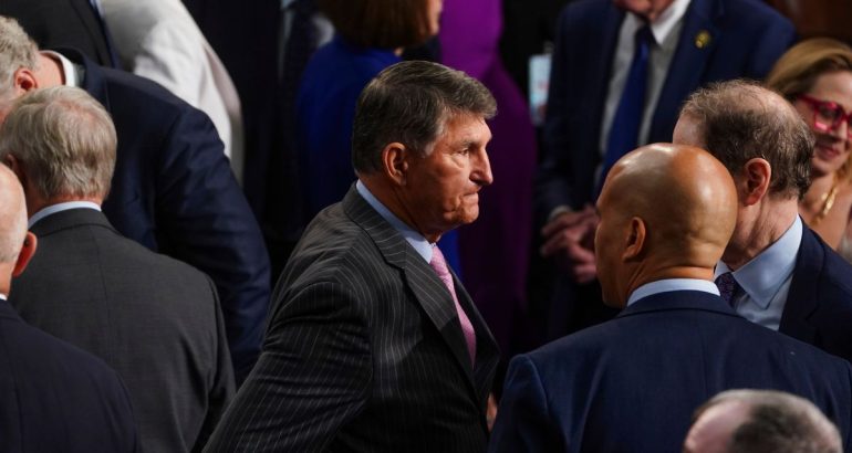 will-joe-manchin-run-for-president?-democrats-fear-a-disaster.-–-the-wall-street-journal