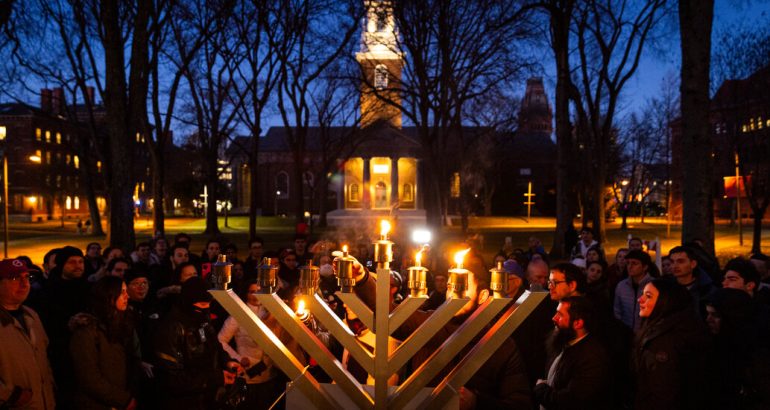 feeling-alone-and-estranged,-many-jews-at-harvard-wonder-what’s-next-–-the-new-york-times