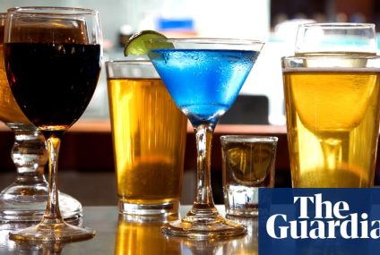 Alcohol misuse and loneliness ‘increase risk of early-onset dementia’ – The Guardian