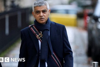 Sadiq Khan criticises PM for failing to condemn Lee Anderson’s remarks – BBC.com