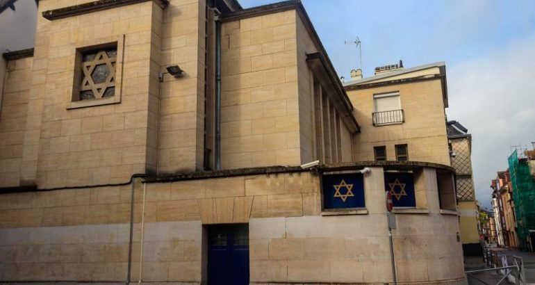 police-shoot-dead-armed-attacker-who-started-fire-in-rouen-synagogue-–-cnn