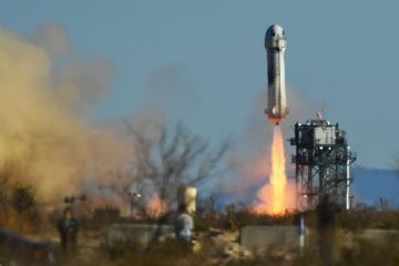 Blue Origin will launch six tourists to the edge of space after nearly two-year hiatus – CNN