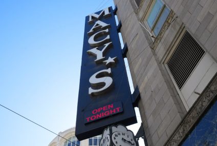 Macy’s Reports Another Drop in Sales but Sees ‘Traction’ in Turnaround – The New York Times