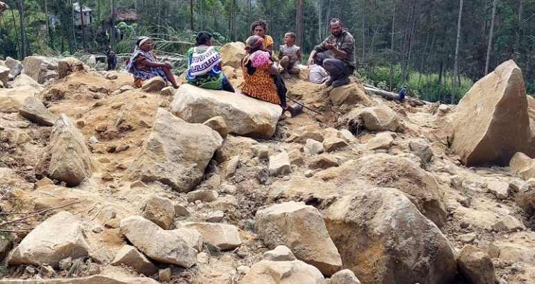 as-many-as-2,000-people-feared-buried-under-papua-new-guinea-landslide-as-survivors-dig-with-hands-and-spades-–-cnn