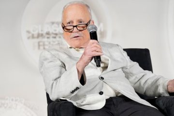 Richard Dreyfuss Tried on Dresses in Pro-LGBTQ Store Before Transphobic Rant – The Daily Beast