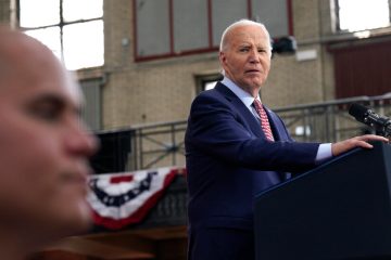 Biden Goes After Trump’s Felon Status at Connecticut Fund-Raiser – The New York Times