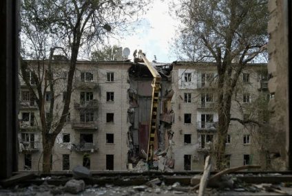 Russia accuses Ukraine of shelling that leaves at least 25 dead in occupied east – CNN