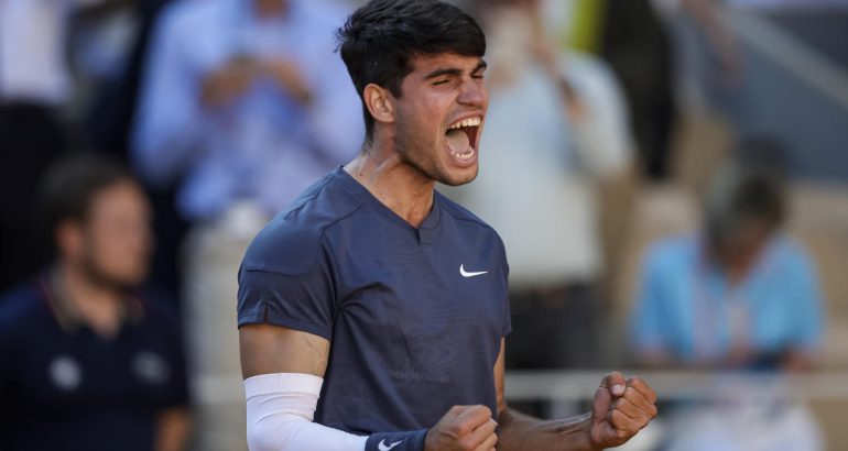 french-open-2024-men’s-final:-how-to-watch-the-carlos-alcaraz-vs.-alexander-zverev-match-today-–-yahoo-s