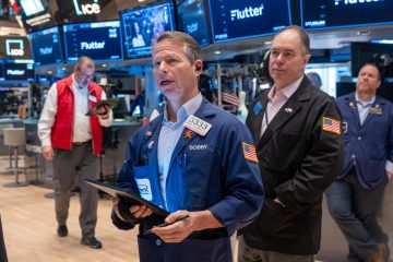 Stock market today: Stocks turn higher as huge week on Wall Street kicks off – Yahoo Finance