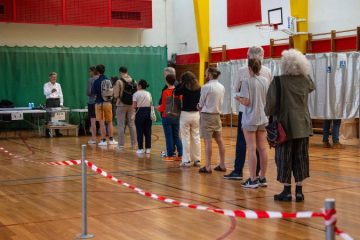 France election 2024 live: NFP wins most seats, Macron’s bloc second, Le Pen’s in third – CNN