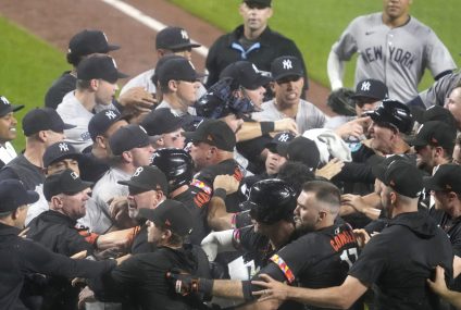 Video: Yankees, Orioles Clear Benches, Scuffle After Kjerstad Hit in Head by Pitch – Bleacher Report